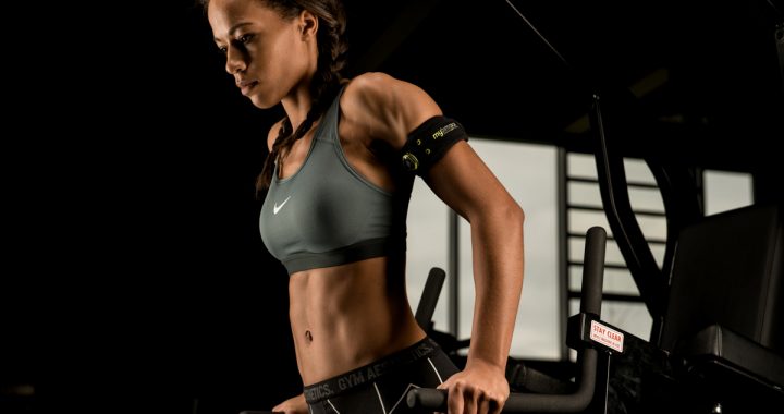 Rehabilitation & Muskelaufbau: BFR Training mit leichten Gewichten